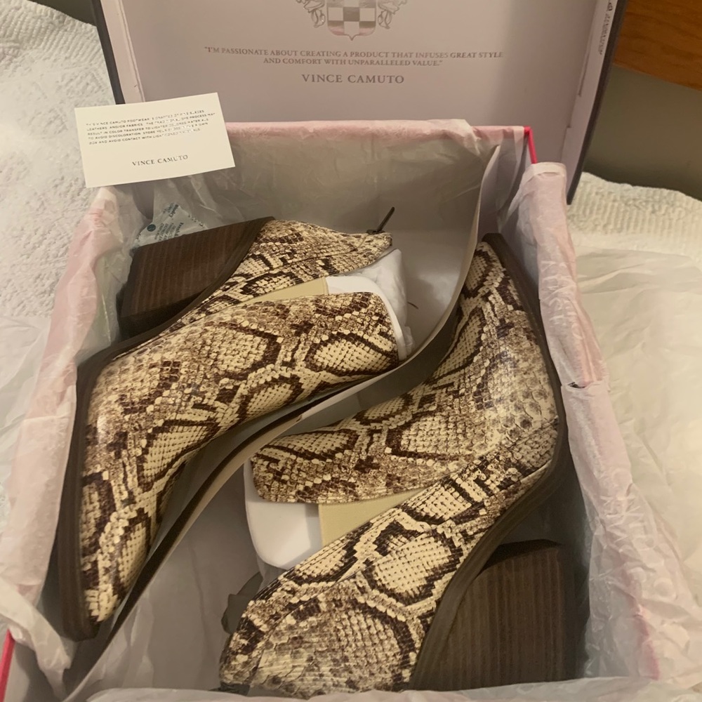 Vince Camuto Gradina Block Heel Bootie Snake Print - Picture 9 of 9